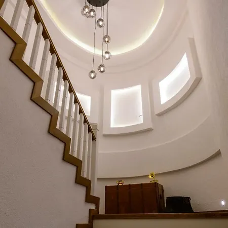 Villa Kaya Koey'de Oezel Havuzlu, 5 Yatak Odali Lueks Albera Fethiye